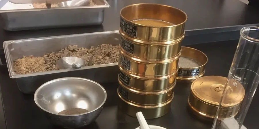 Illustrative image of Grain size analysis (sieve + hydrometer) in Bundaberg